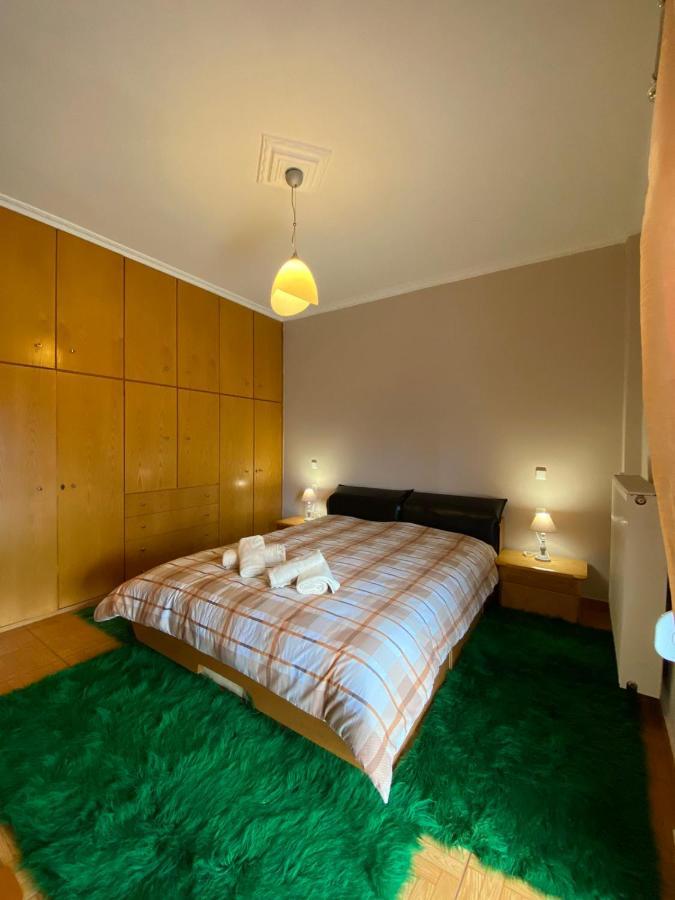 Апартаменты Sitara'S House Карпенисион Экстерьер фото